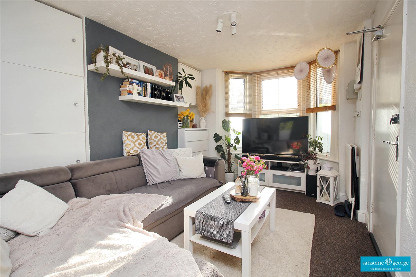 1 bed property in St. Edwards Road, Reading
